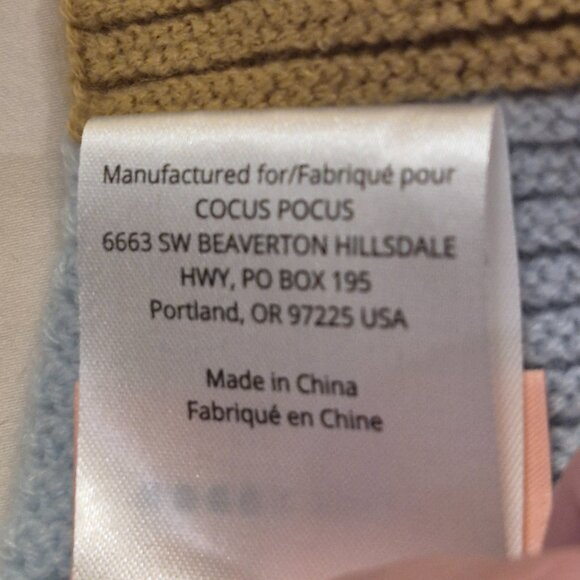 Focus Pocus Infinity Scarf - Picture 4 of 4